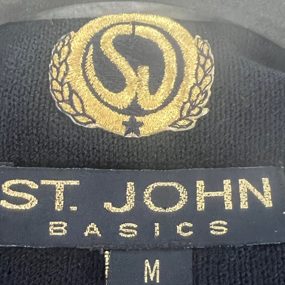 St. John Basics Long Sleeve Santana Knit Gold Buttons Jacket In Navy Blue Medium - Picture 2 of 5